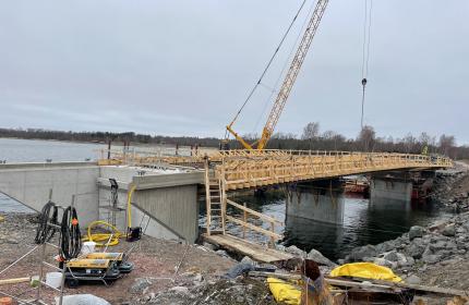 Djurholmssundsbrons brobalk inkl form