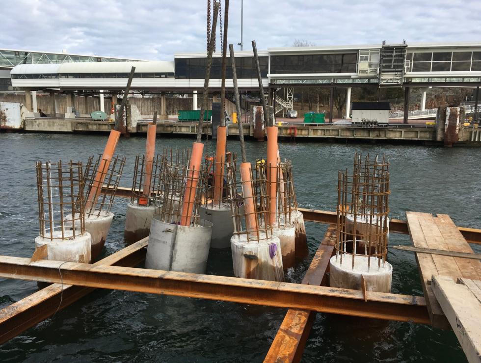 Dyktalb stålrör nedslagna till ca -50 m med dragstag till ca -70