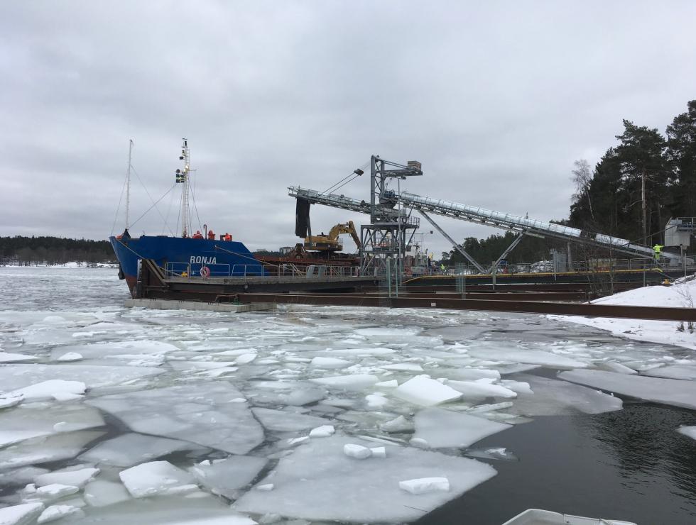 Northern 302 port in operation
